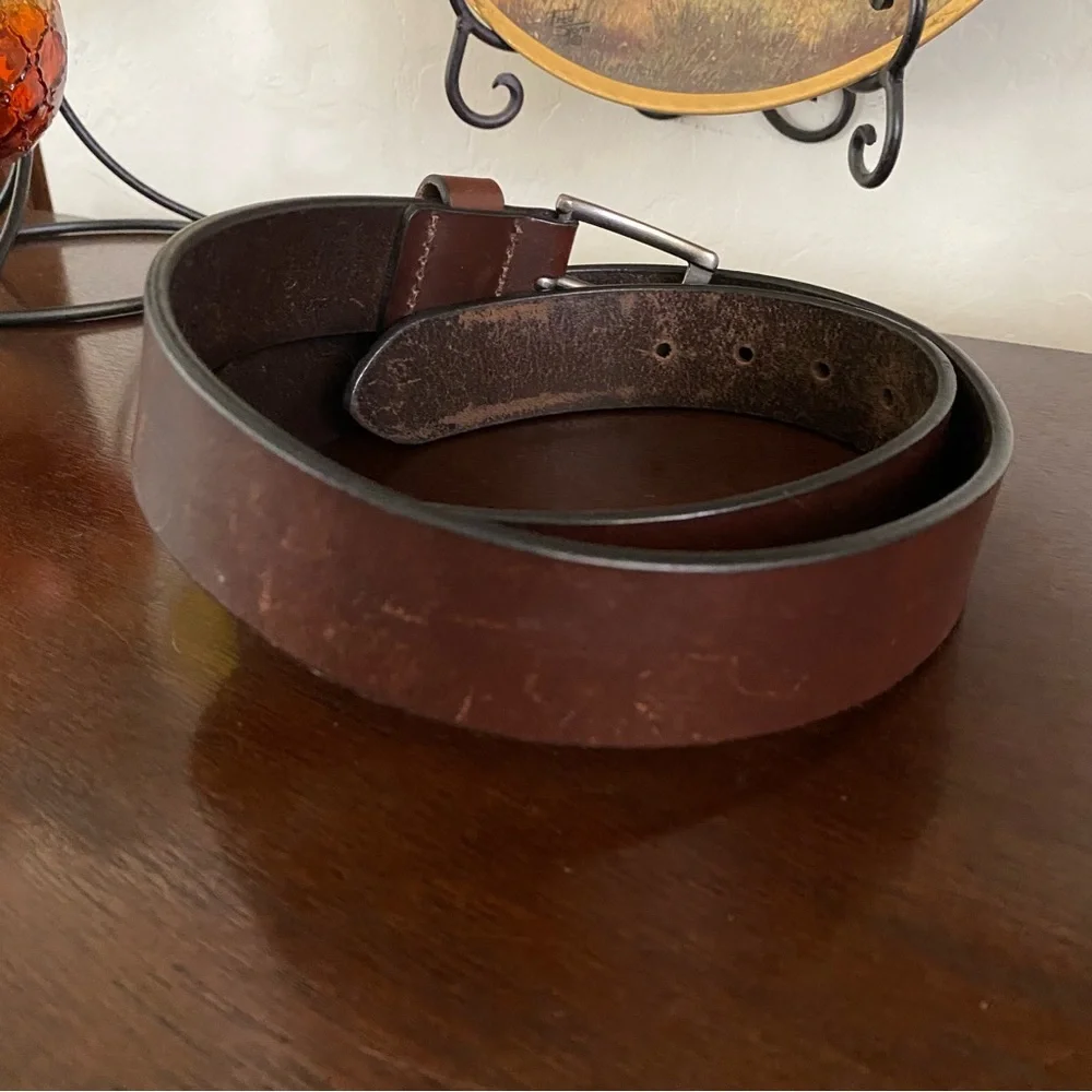 Vintage Bison Men’s Distressed Brown Leather Belt Size 40 Made In USA Quality